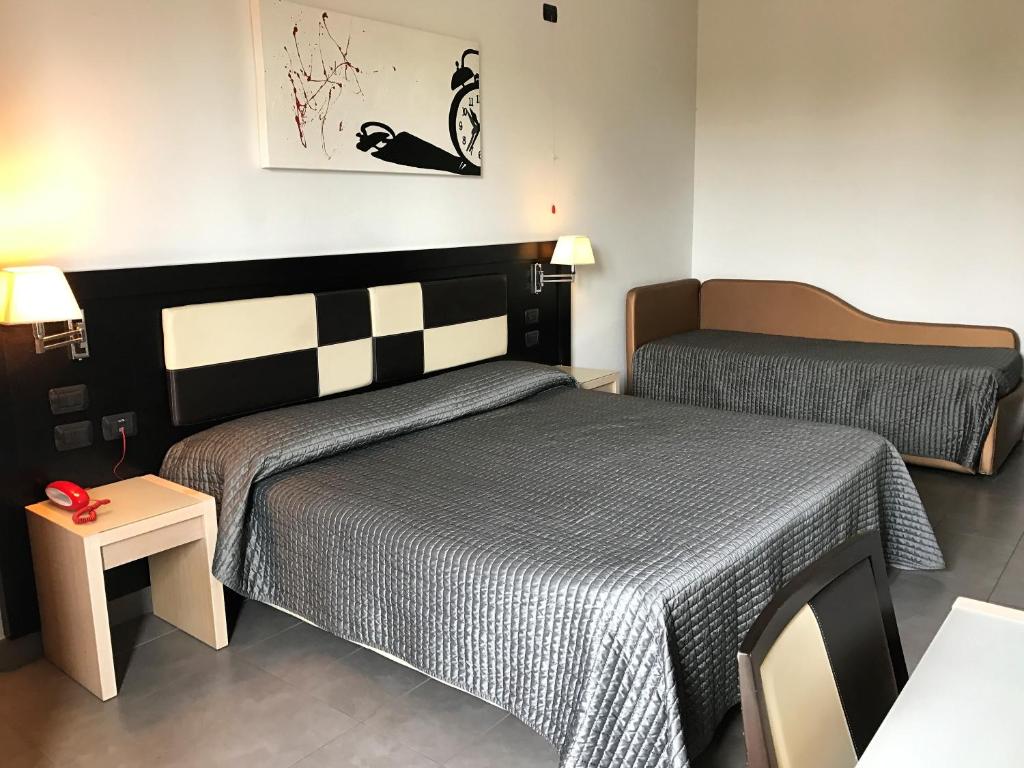 Hotel Visagi - Dreibettzimmer