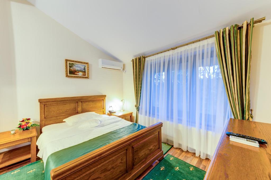 Postel nebo postele na pokoji v ubytování Karlhof