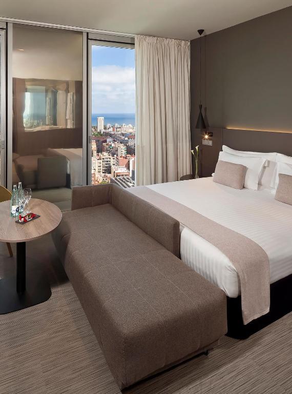 Melia Barcelona Sky 4* Sup - 
