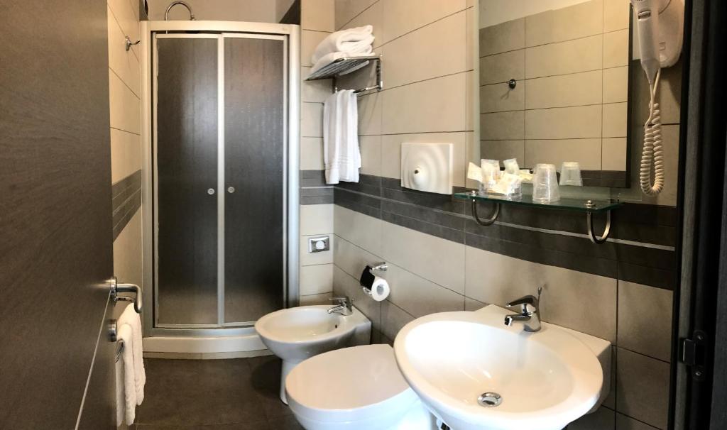 Koupelna v ubytování Hotel Visagi