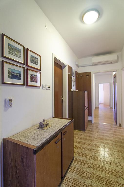 Zdjęcie z galerii obiektu Apartments Lada 1217 w mieście Premantura