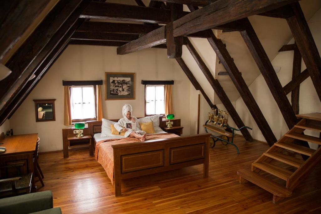 U Medvidku-Brewery Hotel - Resim 43