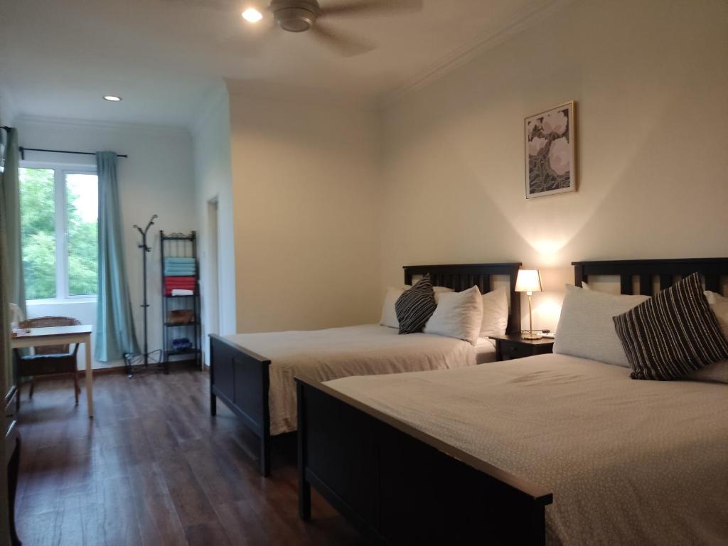 Rumah Putih near KLIA - 