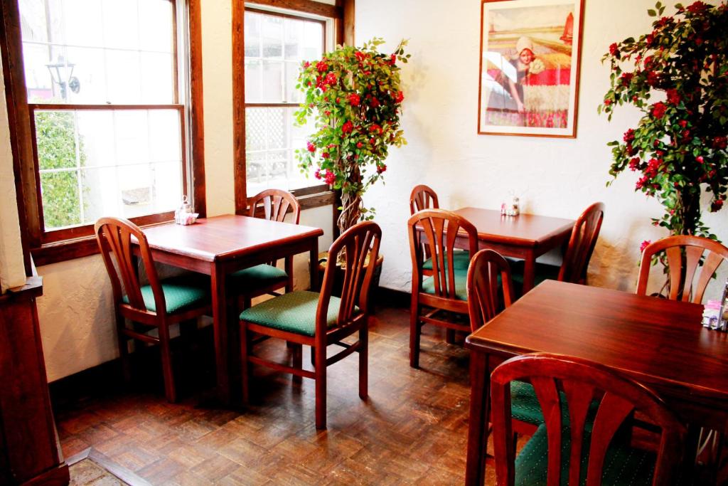 Restaurace v ubytování Auld Holland Inn