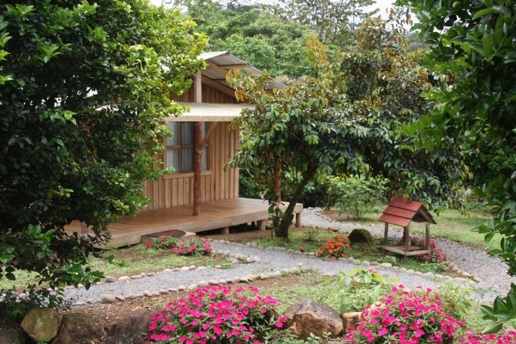 Finca Amistad Cacao Lodge - 豪华平房，带花园景观和可可游览