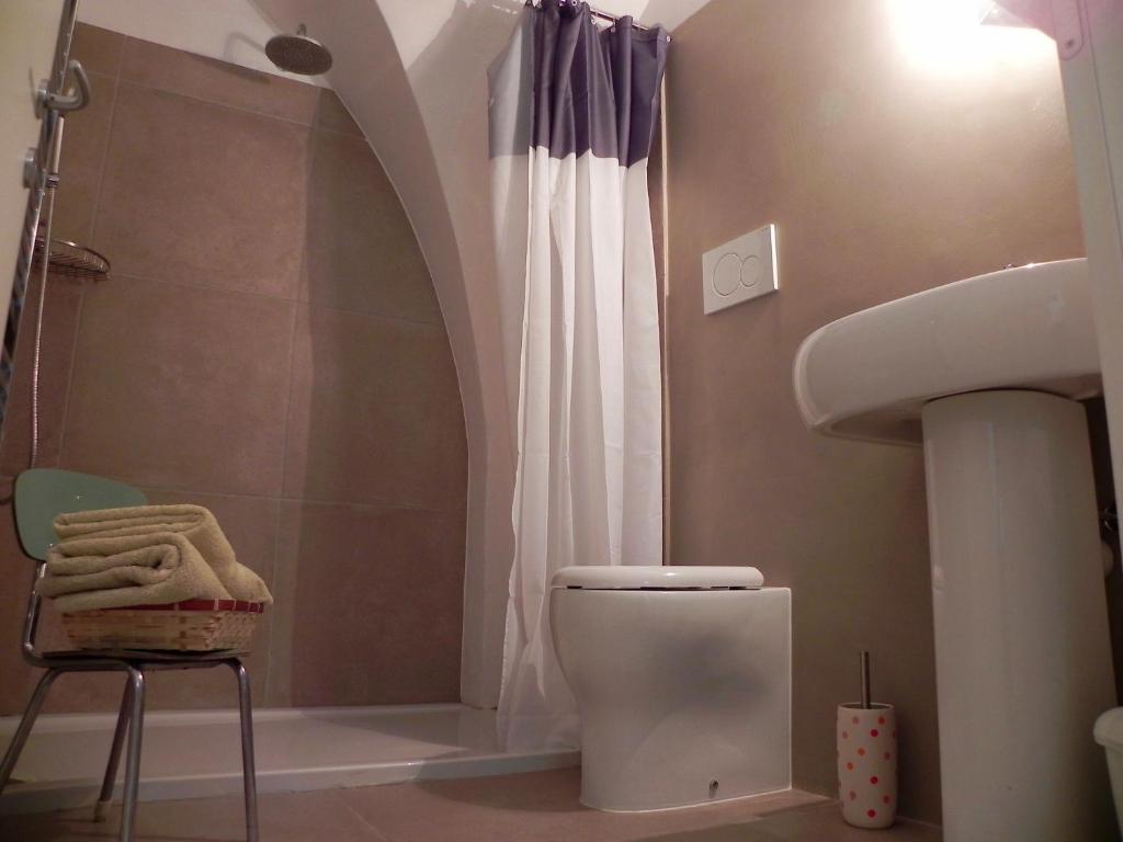 A bathroom at Villa Carlotta
