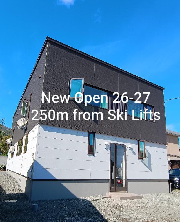 Yukiyama Chalet Apartments - Housity