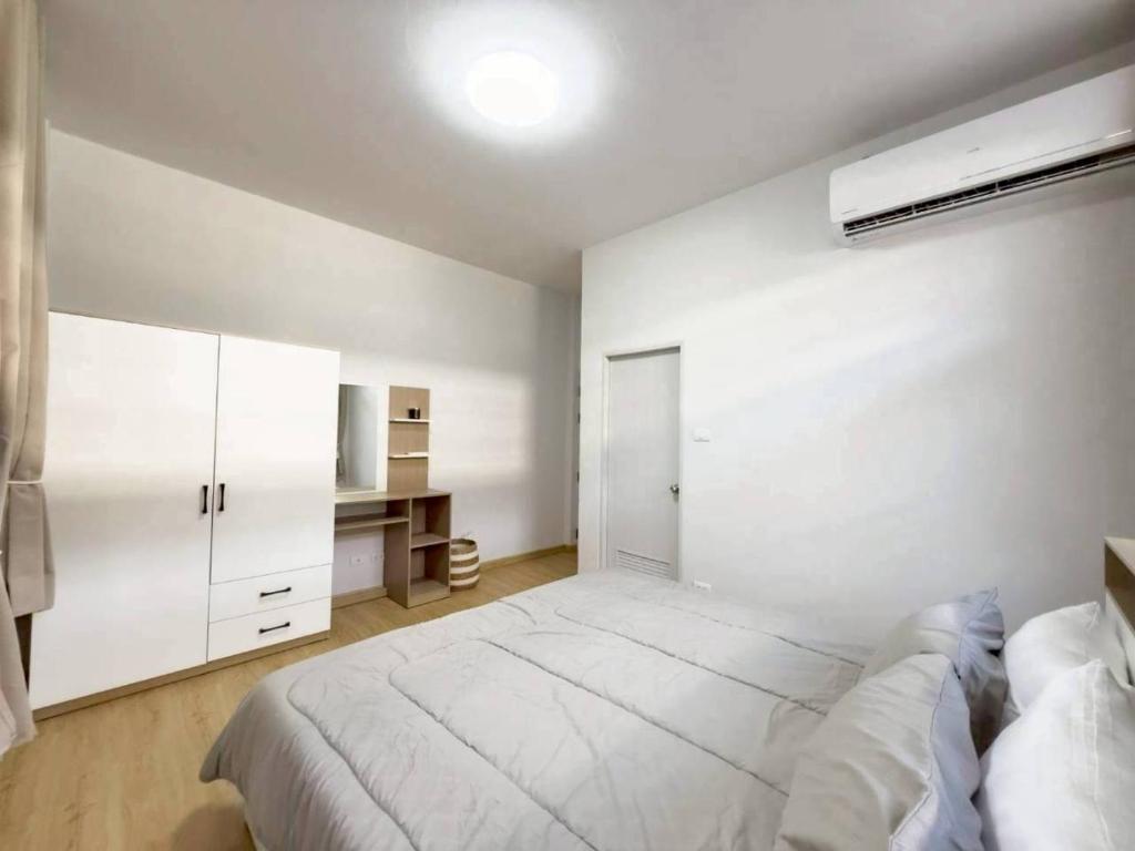 Cozy Chalong Home Spacious 2BR & Outdoor, Ban Na Kok (updated prices 2027)