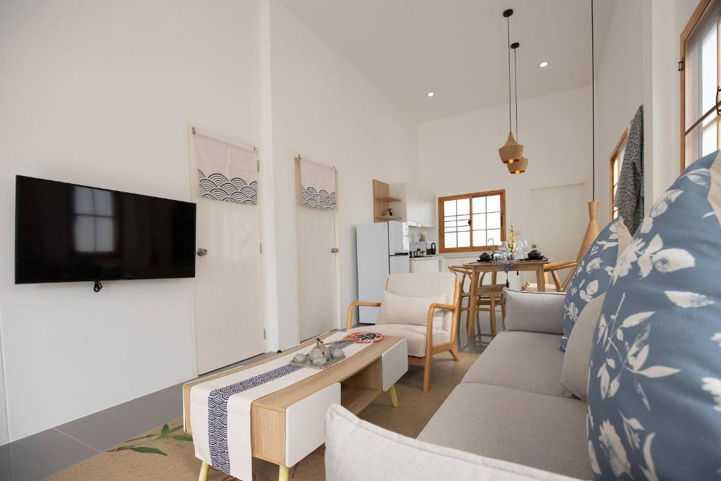 Japanese Style 2BR Sunrise A076 Villa Nai Yang, Ban Muang Mai (updated ...