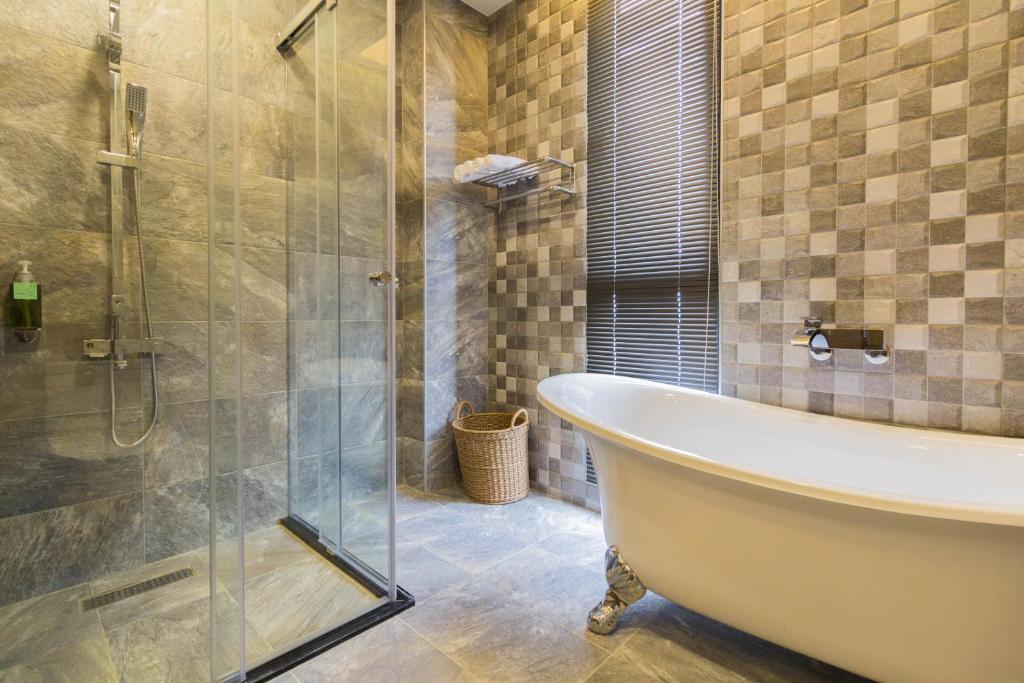 sunlight mound - Chambre Quadruple Avec Salle De Bain