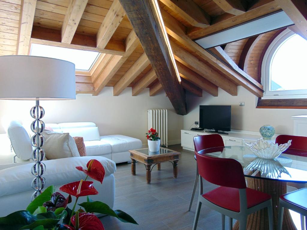 Villa Monti photo