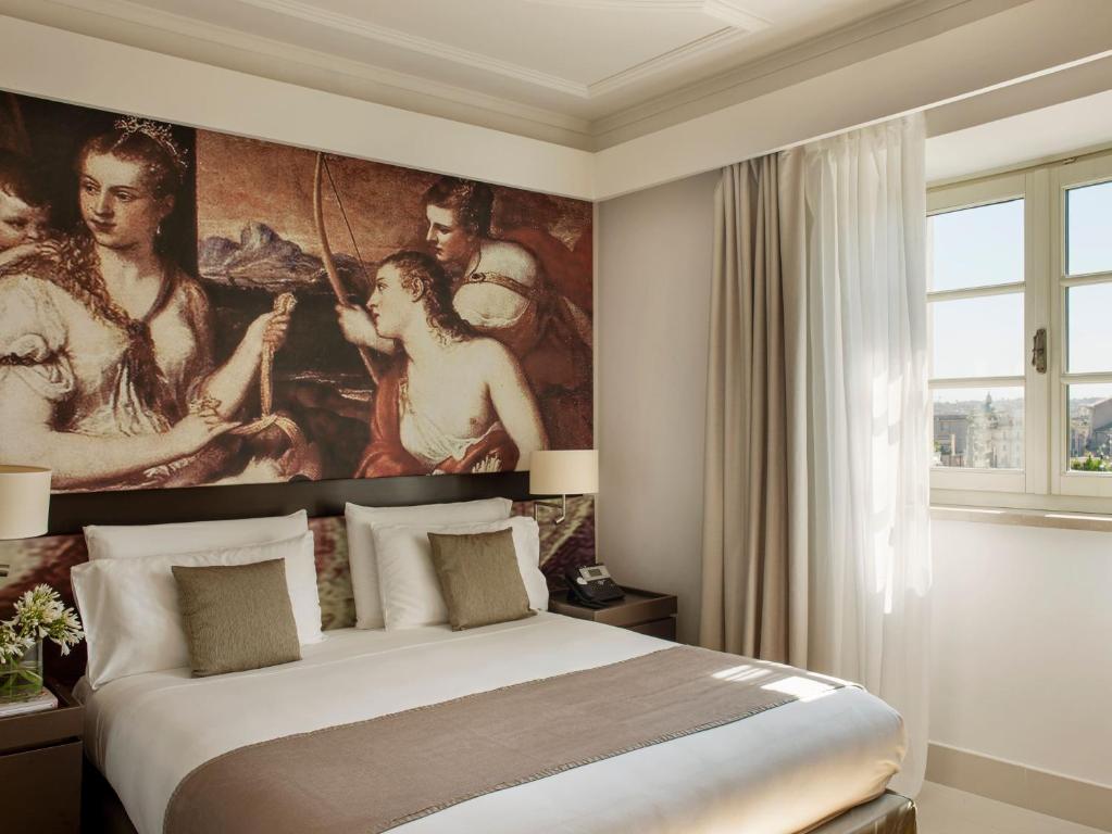 River Suite with Spa Access — room photograph