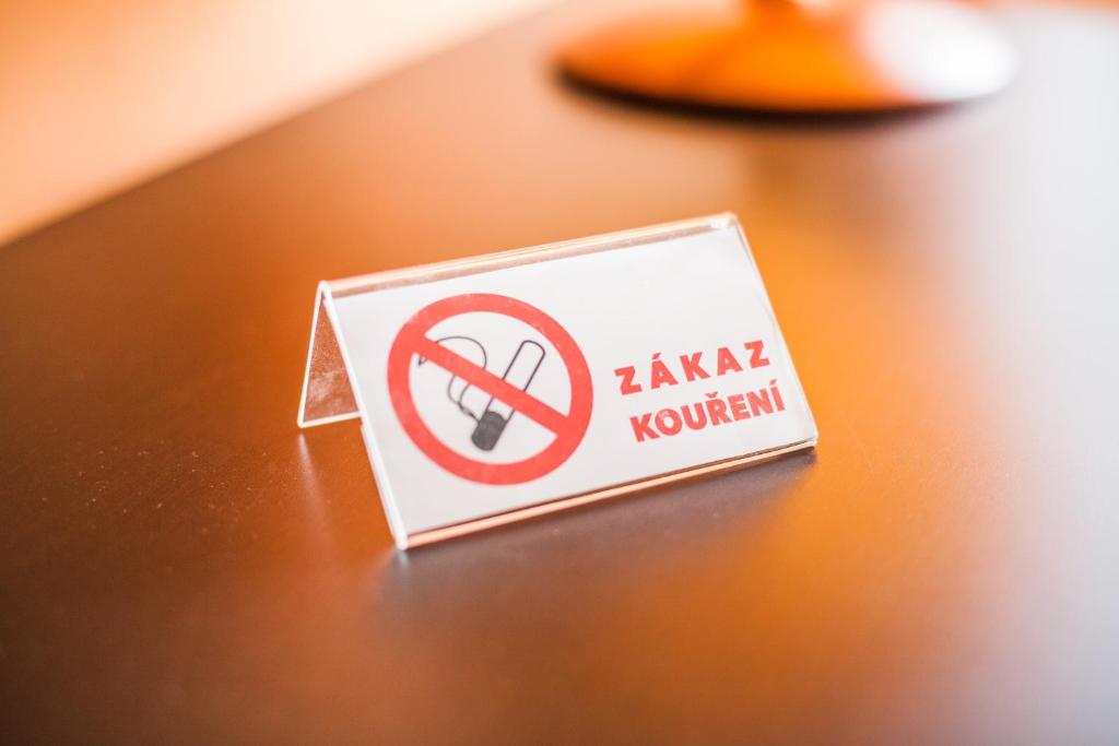 Certifikát, hodnocení, plakát nebo jiný dokument vystavený v ubytování Apartmány U Červeného stromu