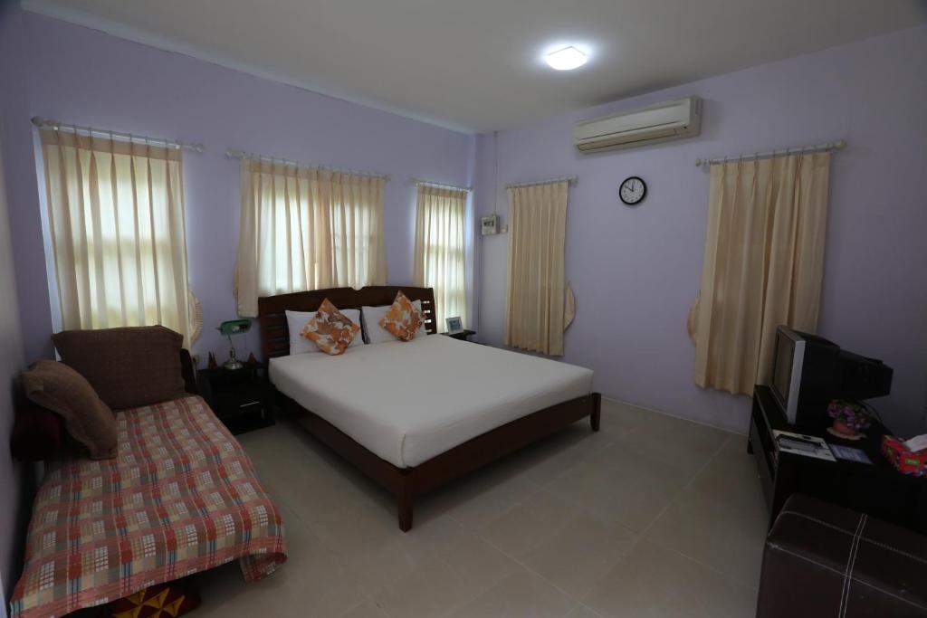 Photo from Bansuanrachawadee B&b in Si Sa Ket, Sisaket Province, Thailand