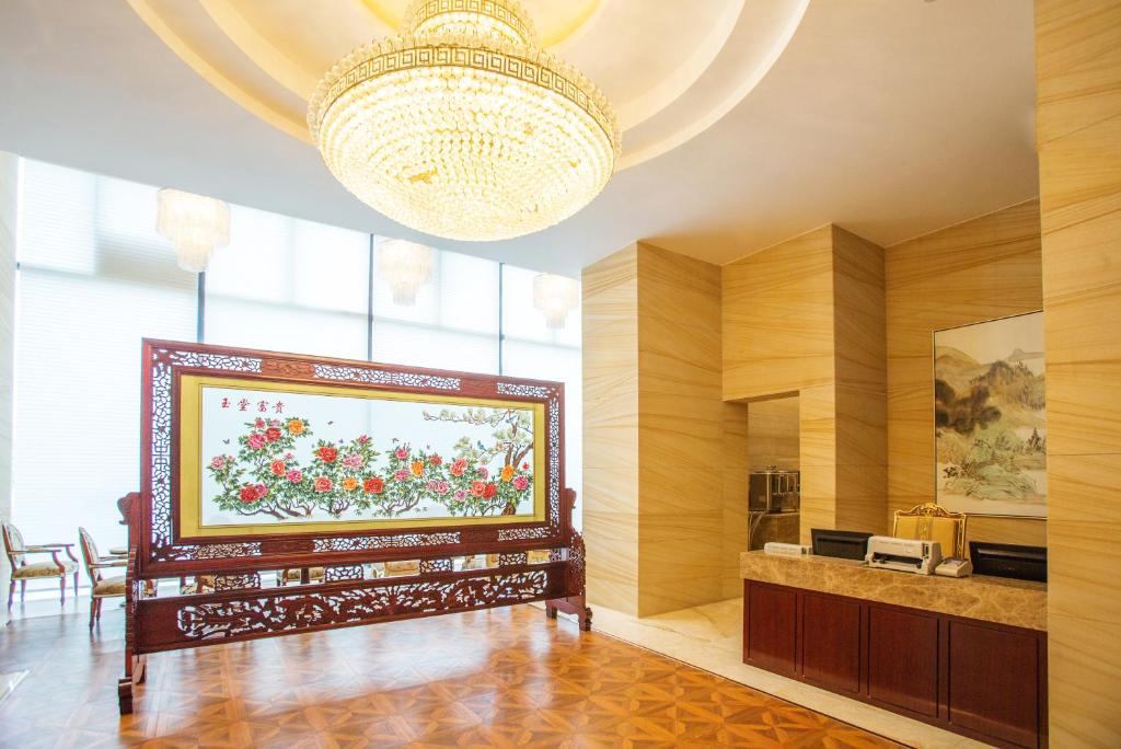 JinLing Hotel SanFangXiang - Deluxe Twin Room
