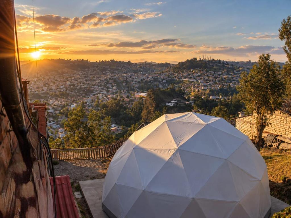 Alta Vista Domo Glamping, Guaranda (updated prices 2027)