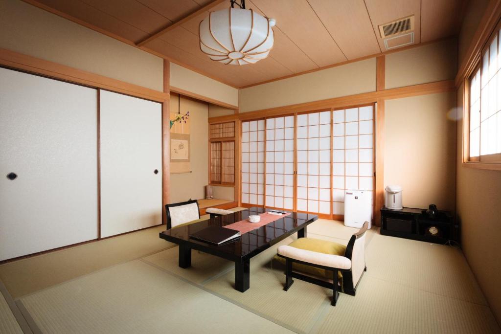 Posezení v ubytování Kyoto Ryokan Kinoe