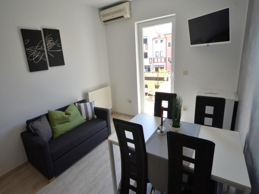 Część wypoczynkowa w obiekcie Guesthouse Mila