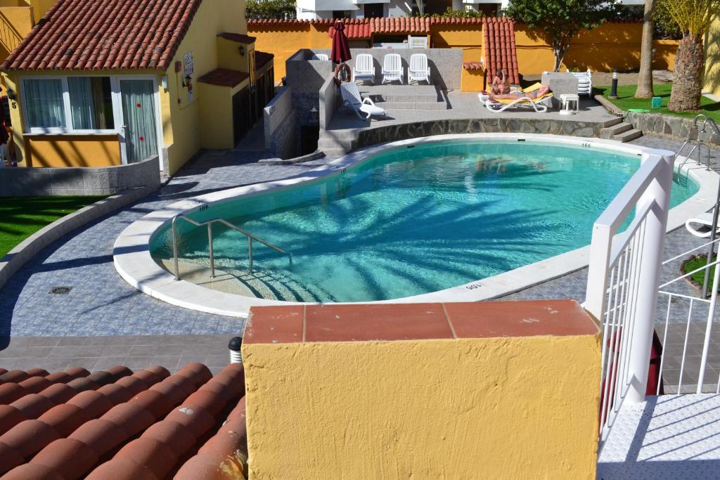 The swimming pool at or close to Bungalows Club Primavera