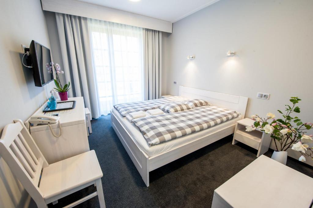 Pensjonat Karczma Spalska - Deluxe Tweepersoonskamer Met Balkon