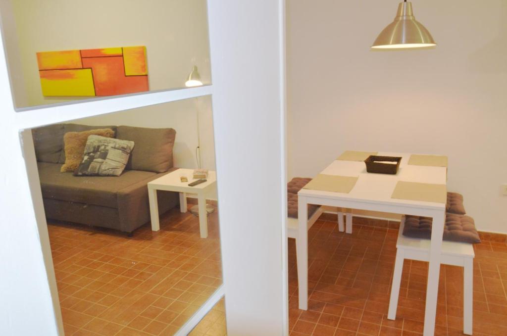 Posedenie v ubytovaní Apartamento San Jacinto