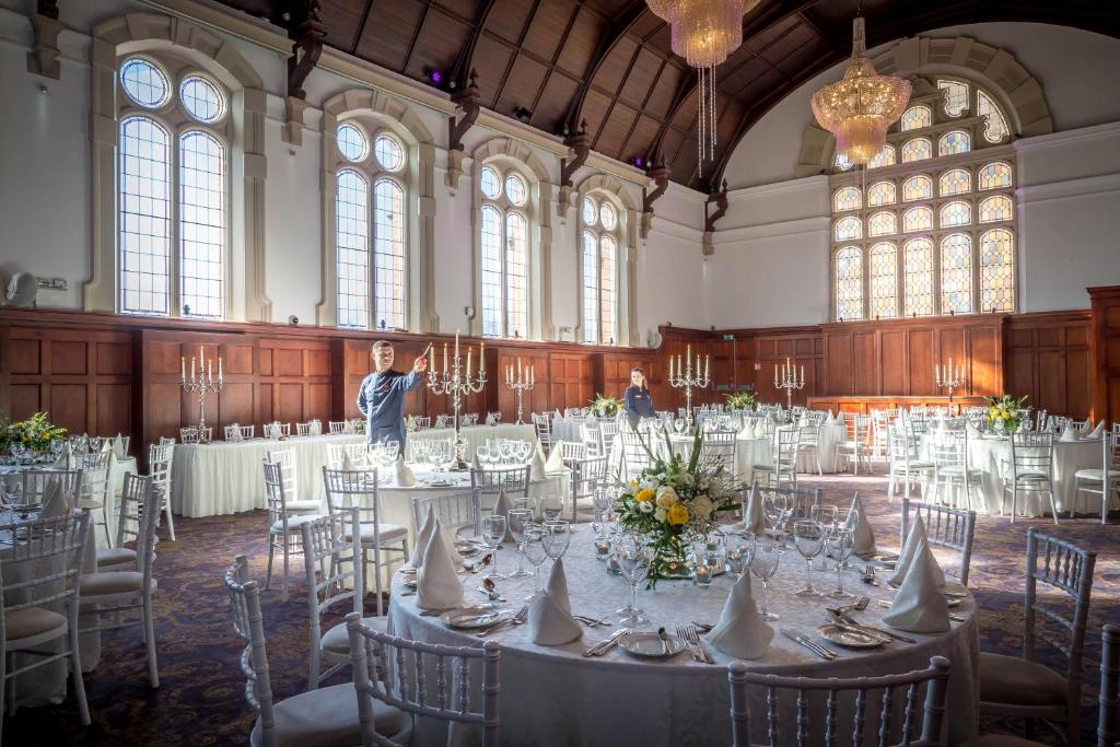 Clayton Hotel Ballsbridge - Resim 7