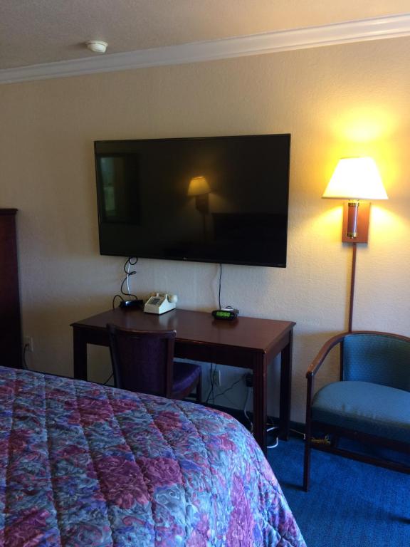 Oak Motel - Standard King Room