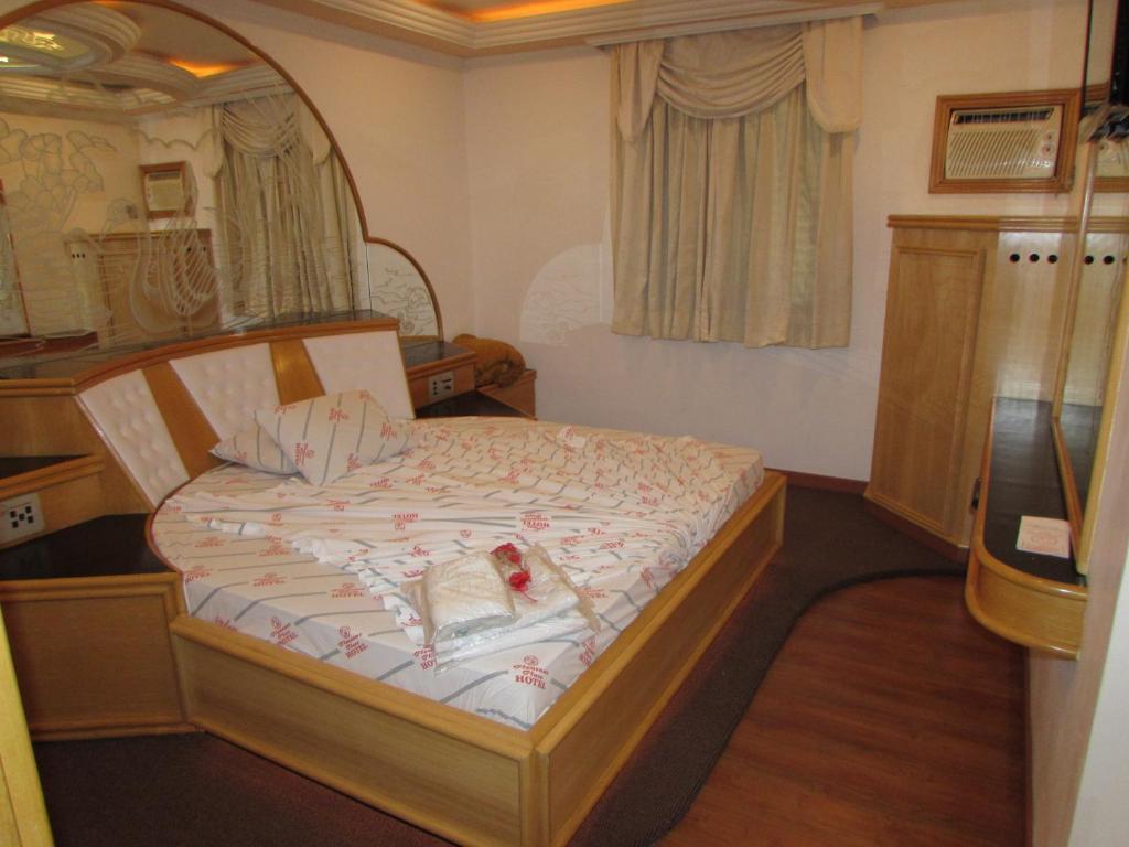  Pleasant Place Hotel