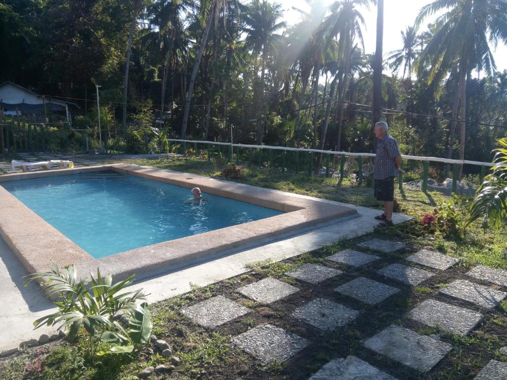 Bazén v ubytování Dahilig Resort nebo v jeho okolí