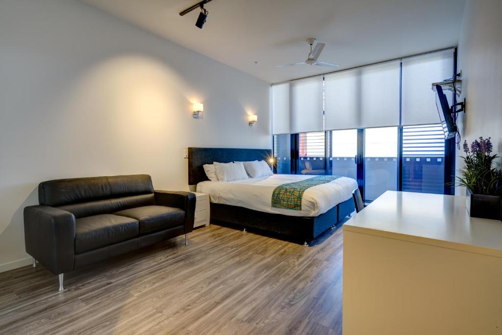 Arena Apartments by CLLIX - Resim 35