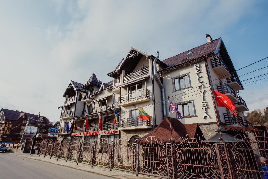 Budova, kde se hotel nachází