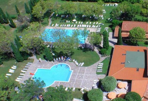 Bazén v ubytovaní West Garda Hotel alebo v jeho blízkosti