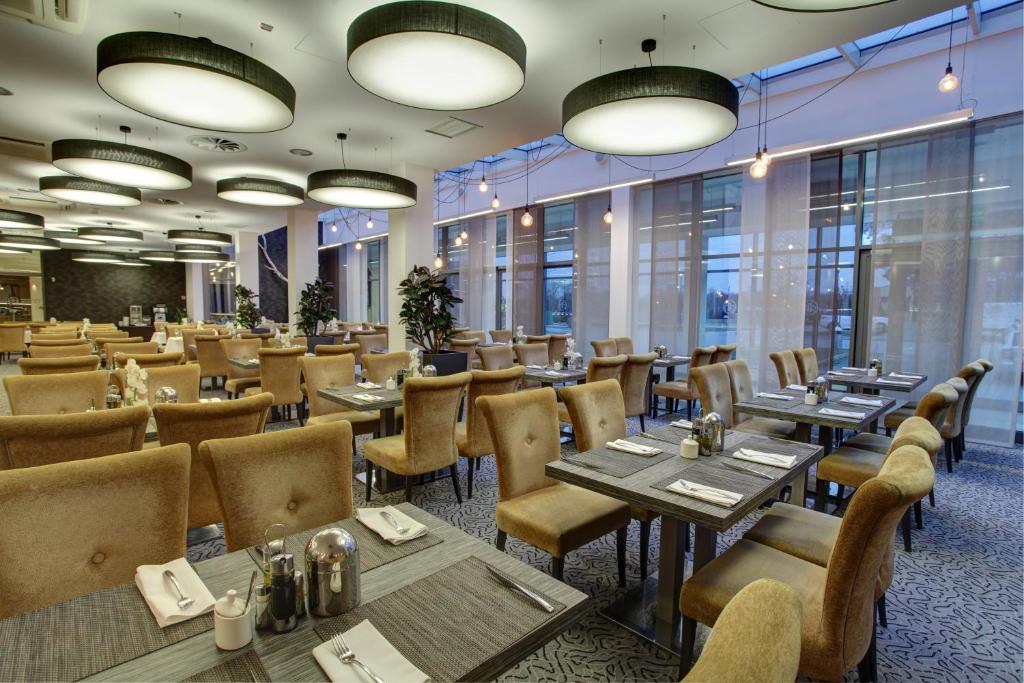 Posezení v ubytování Haston City Hotel
