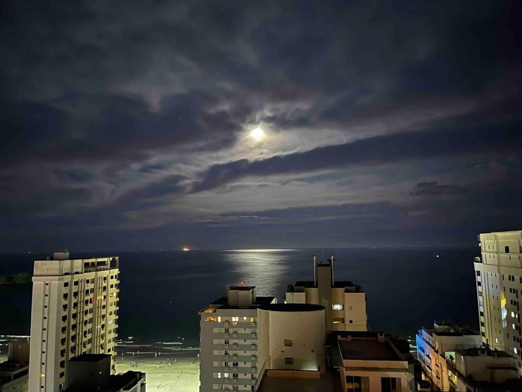 Stunning Apartment, High Standard Sea View, Balneário Camboriú (अपडेट ...