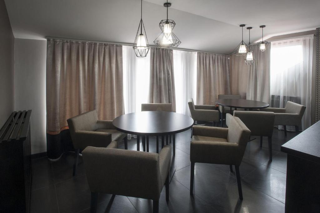 Posedenie v ubytovaní Hotel Talizmán