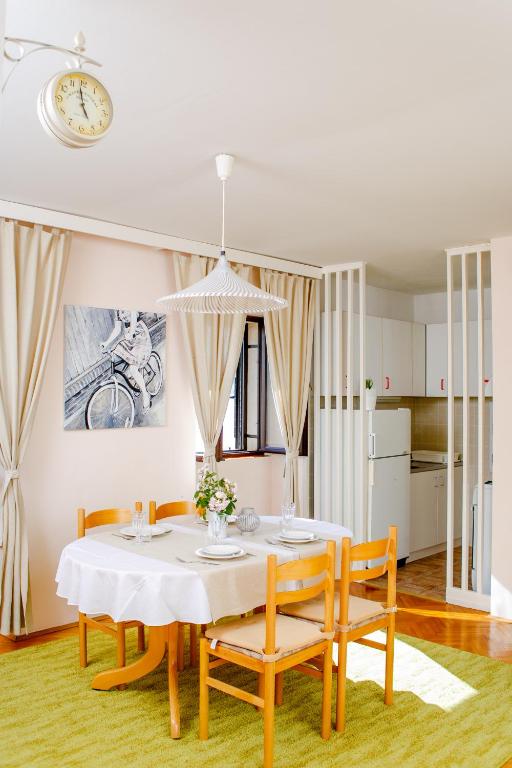 Fotografie z fotogalerie ubytování Apartman uz More v destinaci Vis
