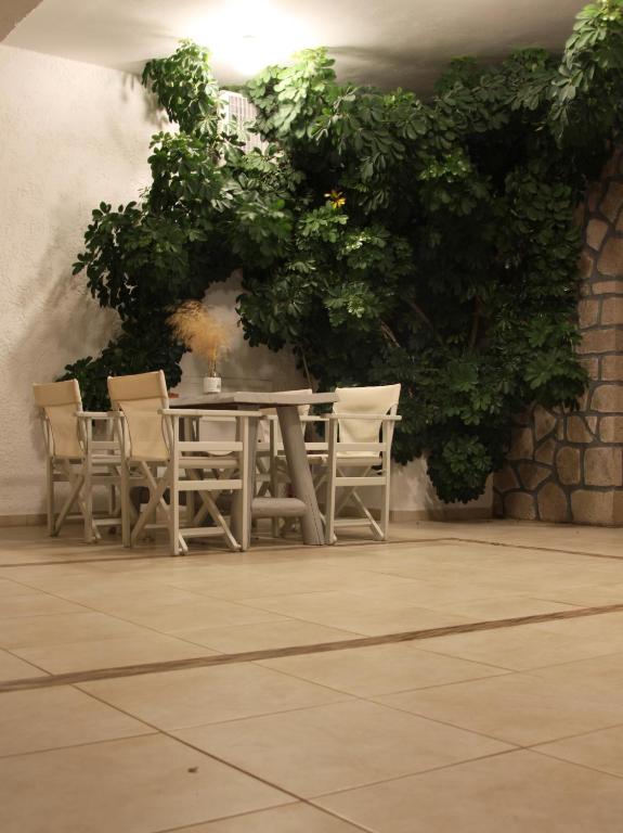 Giannoulis Hotel - 8