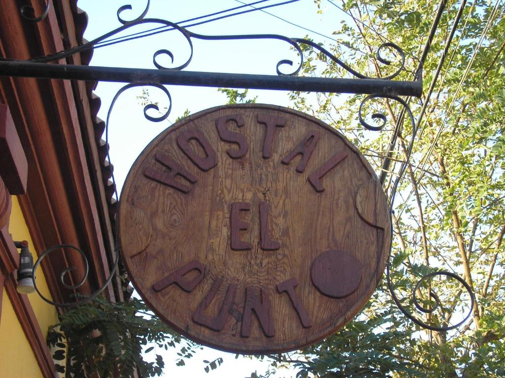 Certifikát, hodnocení, plakát nebo jiný dokument vystavený v ubytování Hostal El Punto