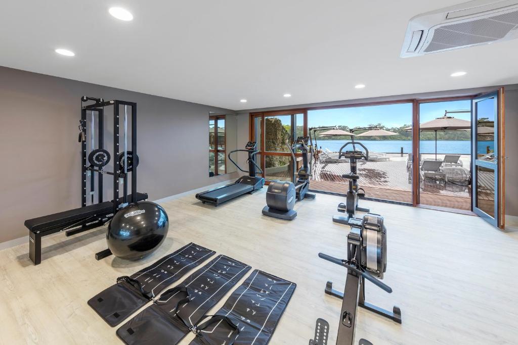 Fitness centrum a/nebo fitness zařízení v ubytování Ramada Resort by Wyndham Port Vila