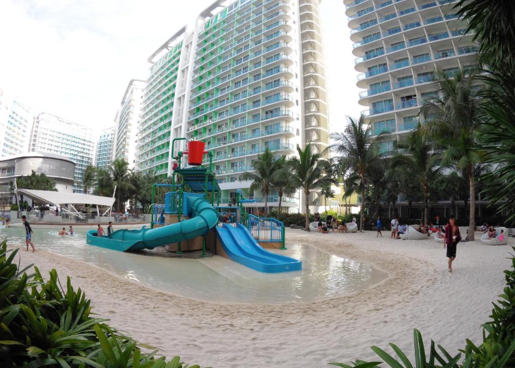 Nano place at Azure Urban Resorts