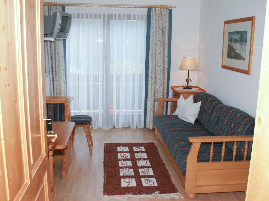 Posezení v ubytování Das kleine Berghotel