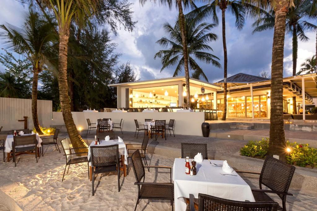 Restaurace v ubytování X10 Khaolak Resort