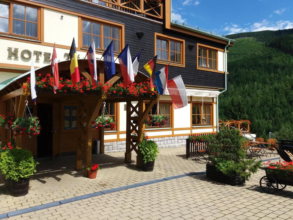 Budova, kde se hotel nachází