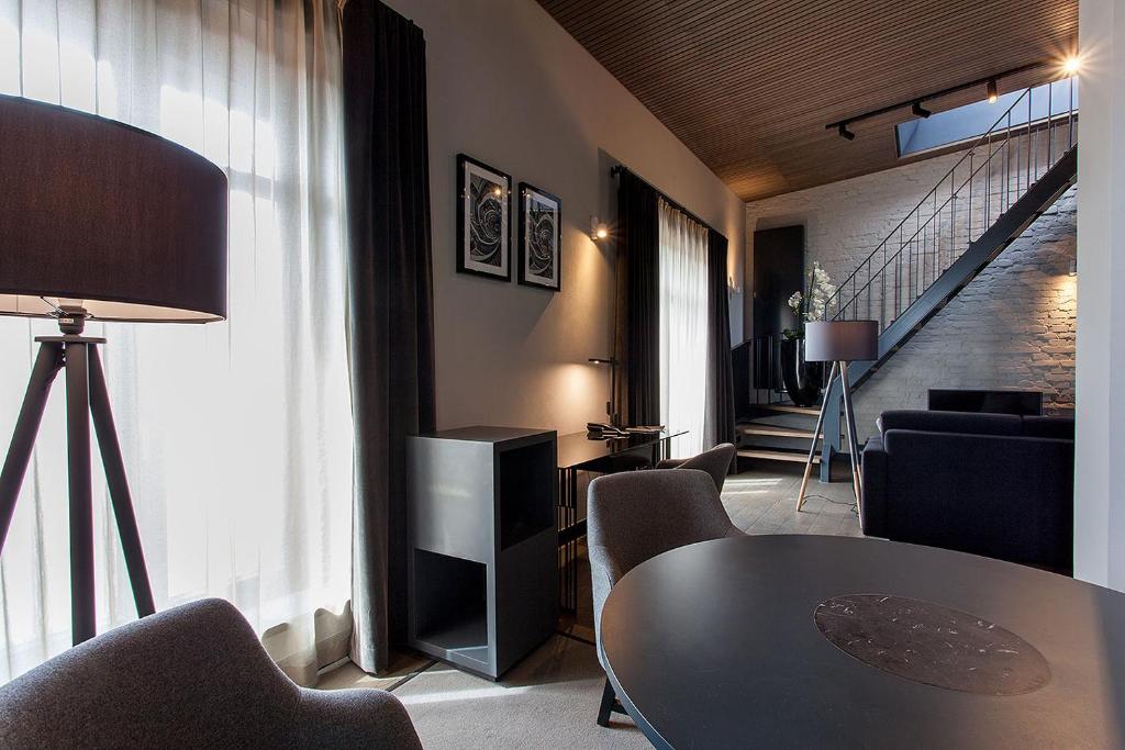 Ilonn Boutique Limanowskiego - Resim 30