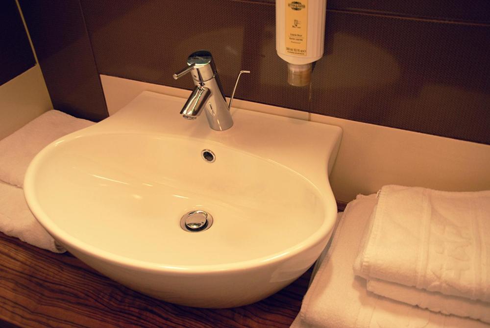 Koupelna v ubytování Hotel Opara