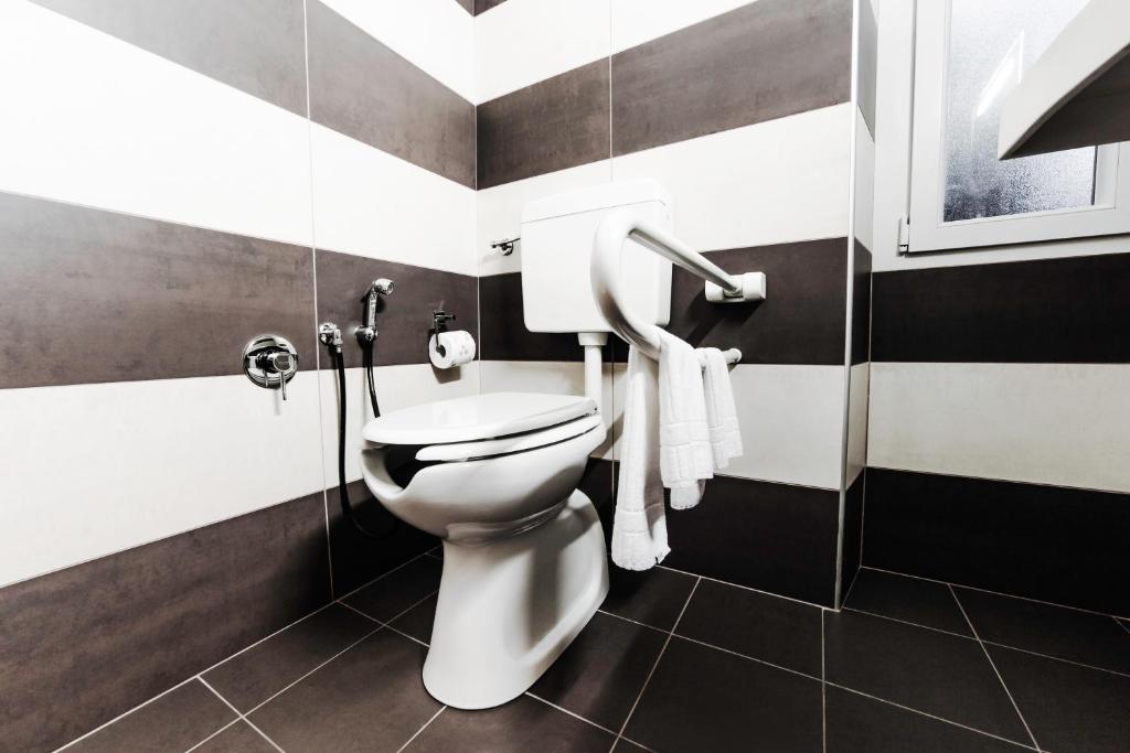 Hotel Principe Di Torino - Resim 30