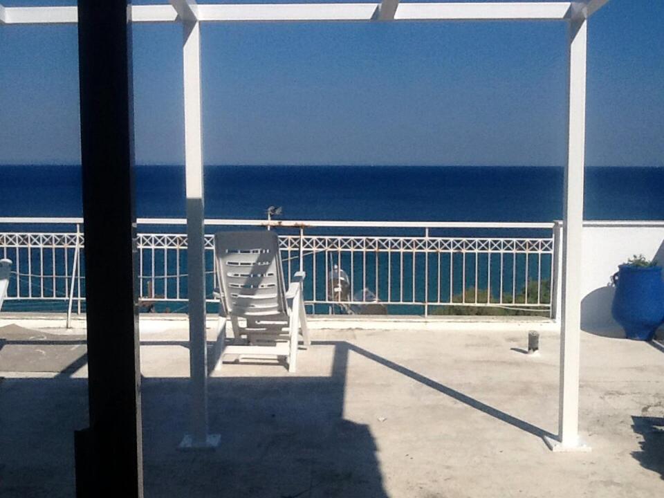 Cheap and confortable, SEAFRONT, Terrace, Zante Town - Housity