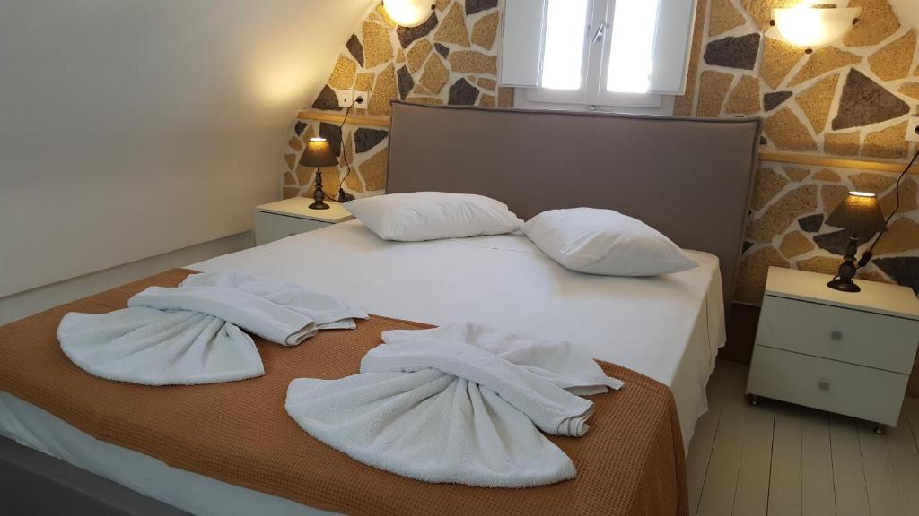 Wisteria Apartments - 5