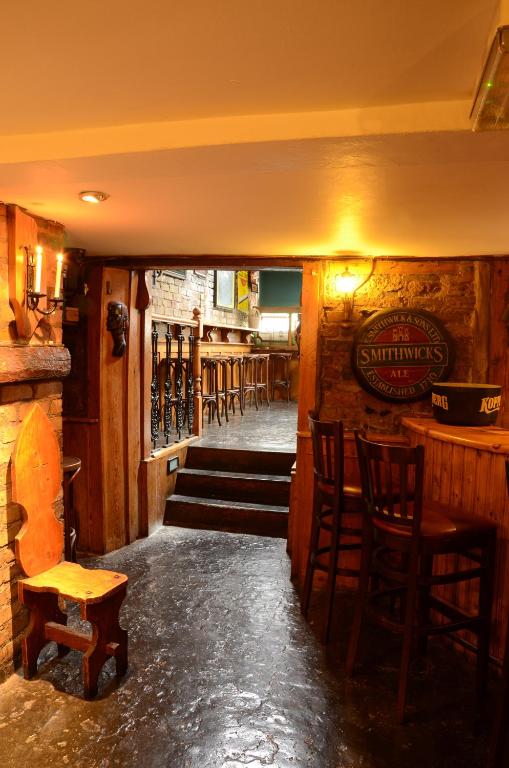 Uppercross House Hotel - Resim 25