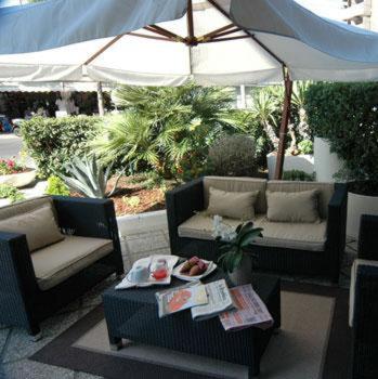 Posezení v ubytování Hotel Regina Fronte Mare